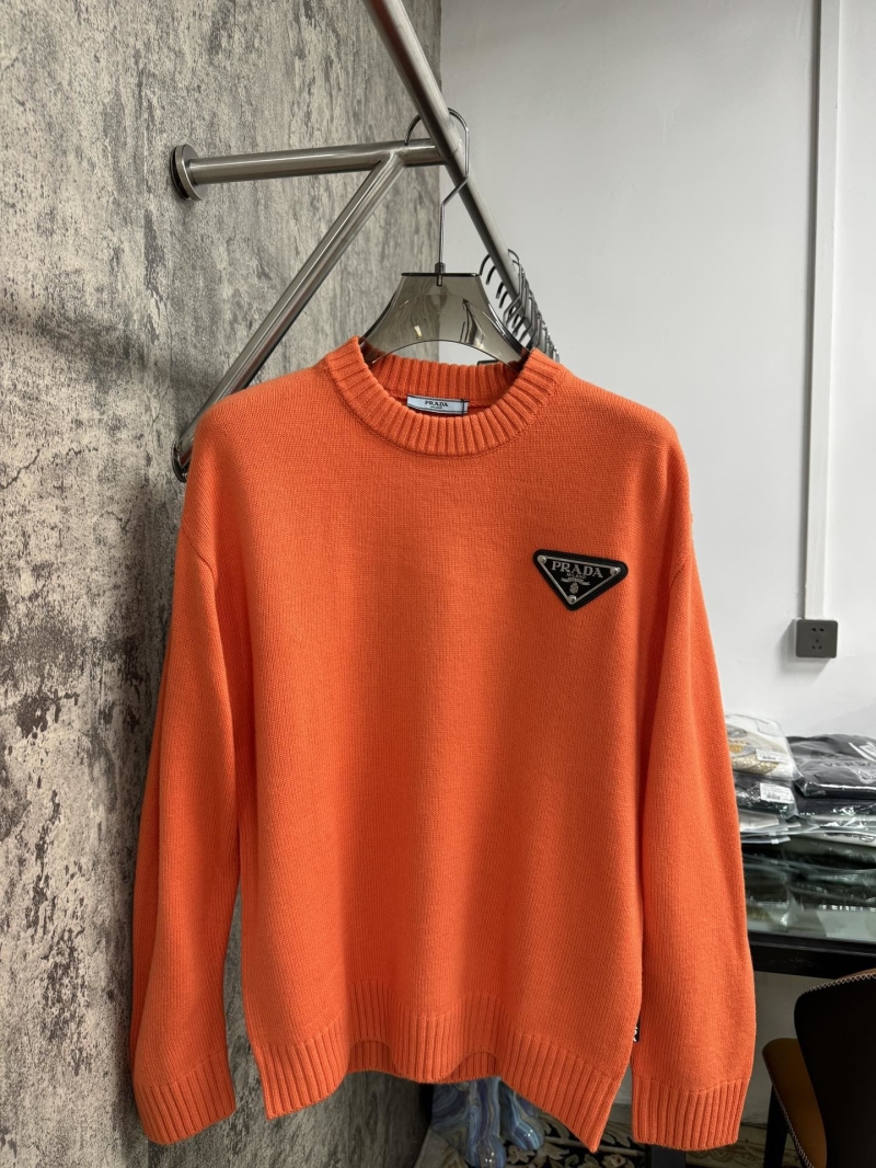 Pra*a sweater